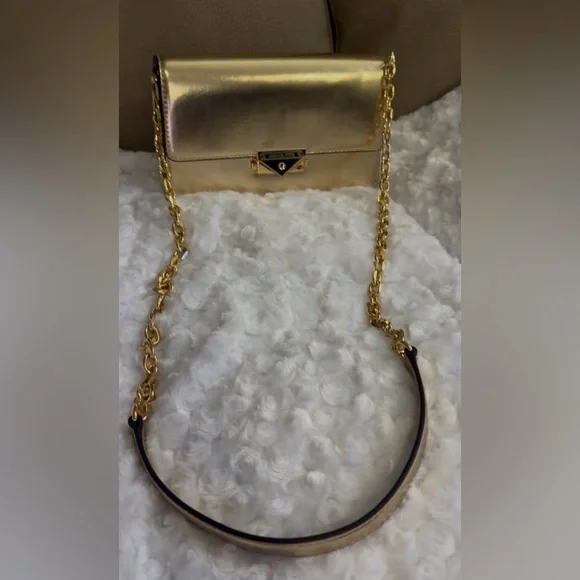 NWT MK Pale Gold The Cece Flap Crossbody Shoulder Bag With Detachable Gold Chain - Picture 15 of 16